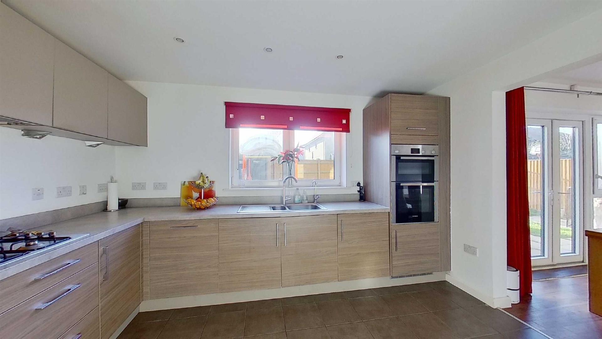 4 bed property in Aiken Grange, Milton Keynes
